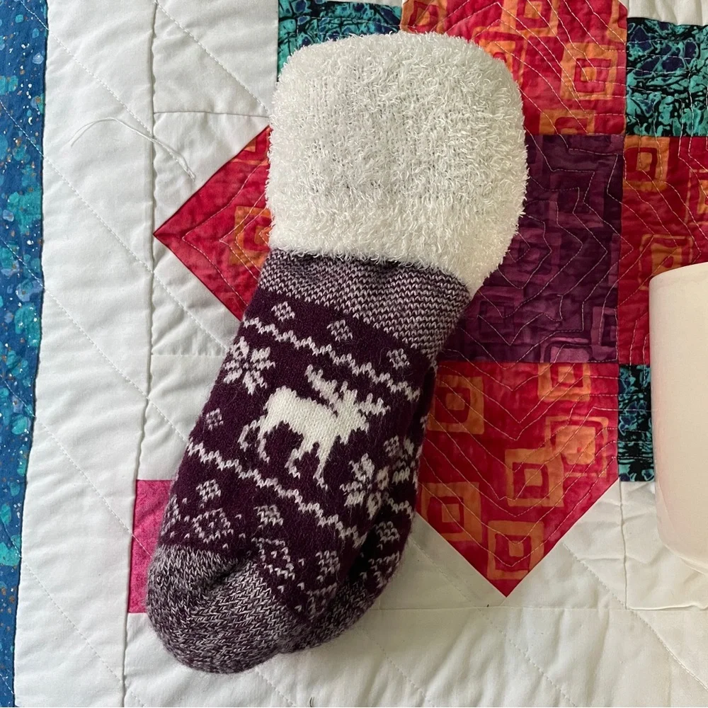 Fair Isle Fluffy Lined Cabin Socks Maroon Red White Deer Print Comfy Women's 6-8